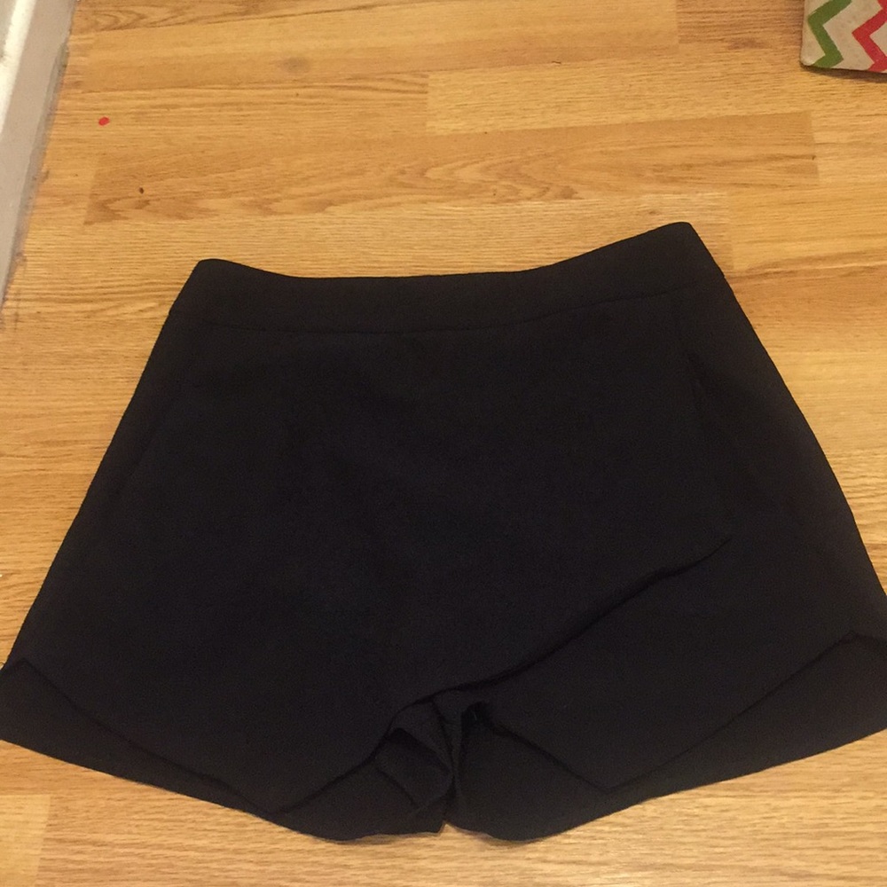 Skirt/shorts